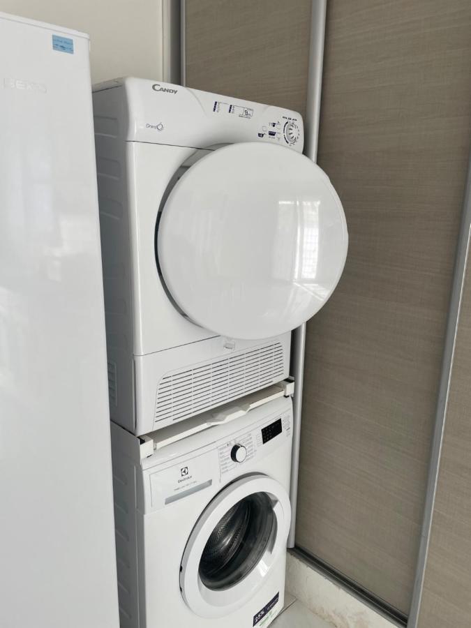 Villa Tous Conforts Avec Piscine Privee Et Acces *